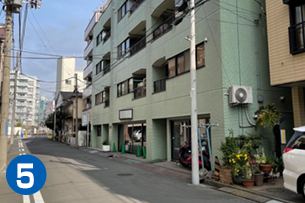 横浜市営地下鉄線「高島町」駅から当院までの道順5